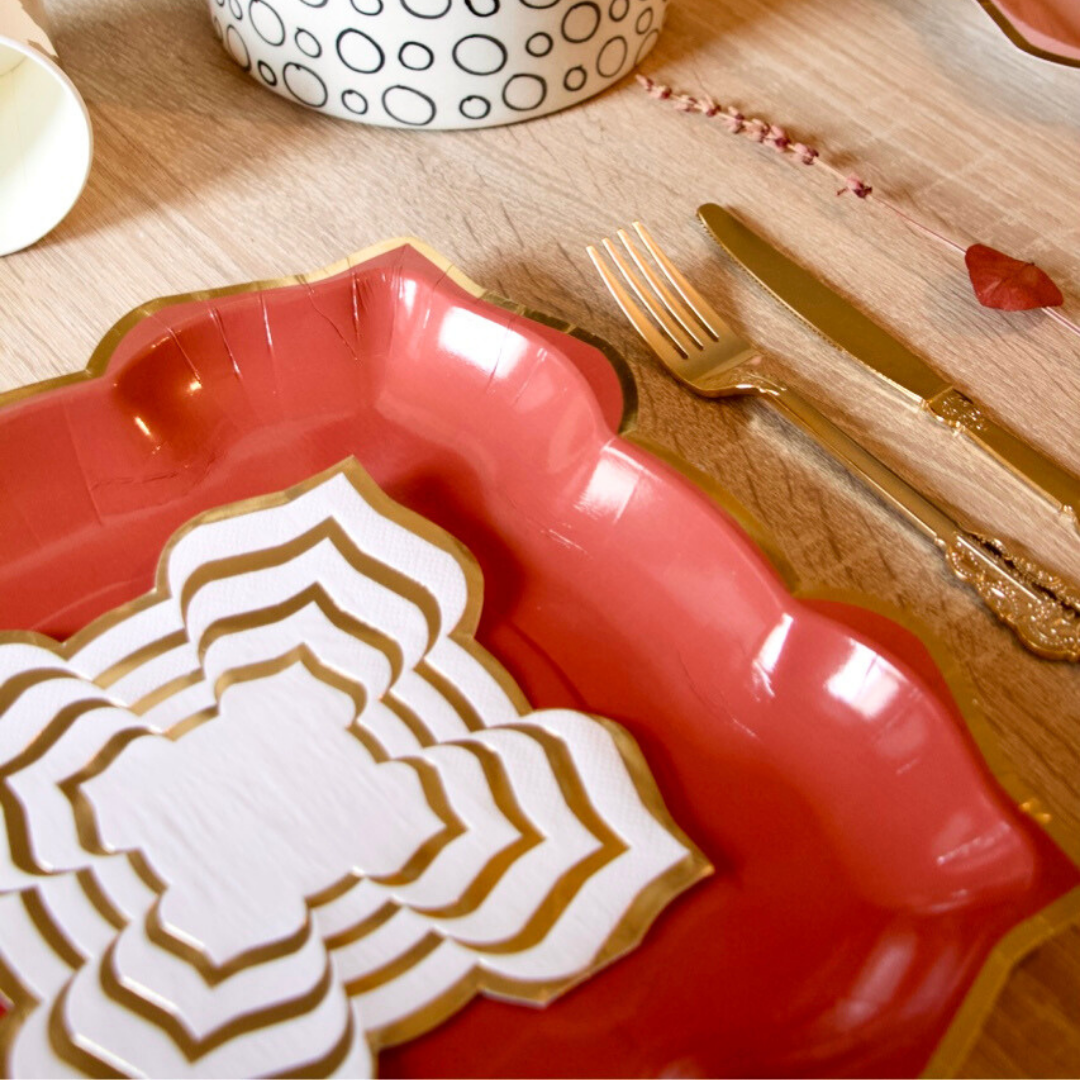Lotus Large Party Plates (10pk) - Berry (Maroon)