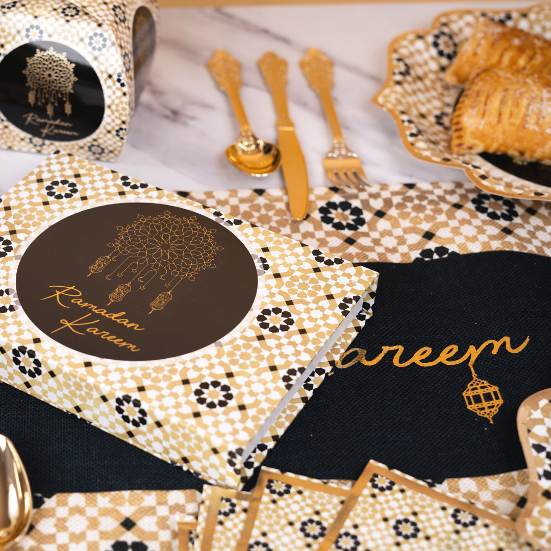 Ramadan Kareem Gift Box - Black & Gold
