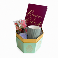 Love & Duas Treat Box Gift Hamper