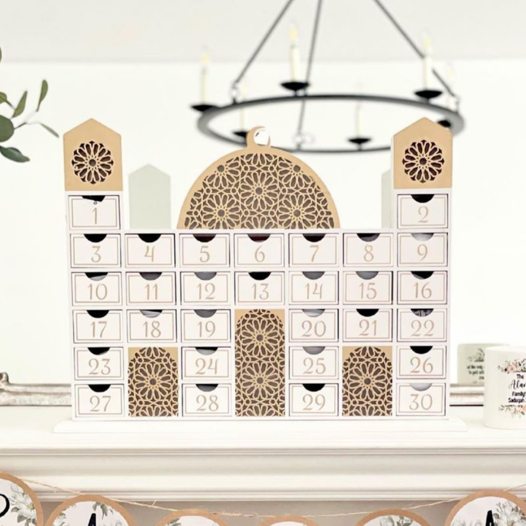 Ramadan Mosque Calendar & Chocolates (30pk) - Cream